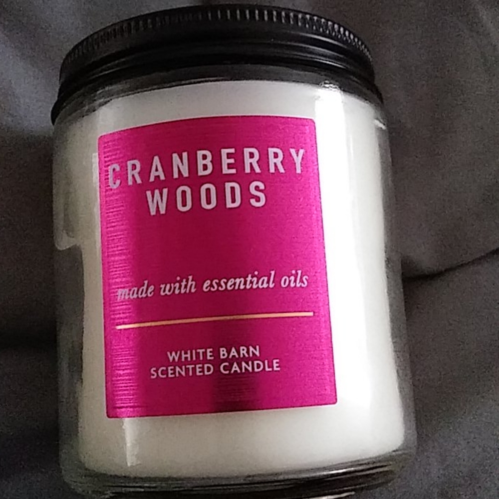 White Barn Candle
